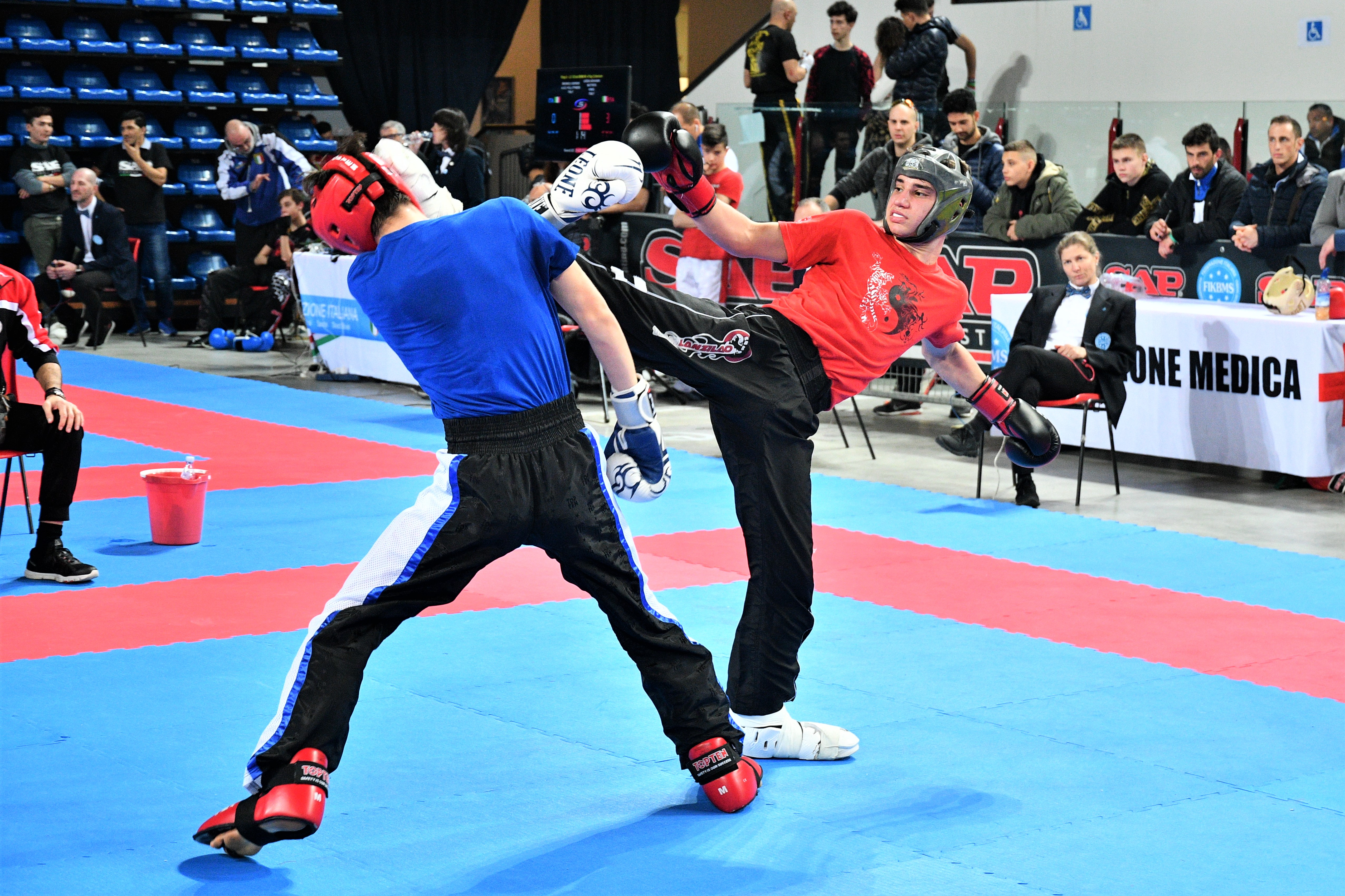 images/joomgallery/originals/photogallery_8/kickboxing_9/campionati_italiani_assoluti_2018_14/italiani_2018_12_20180711_2021542722.jpg